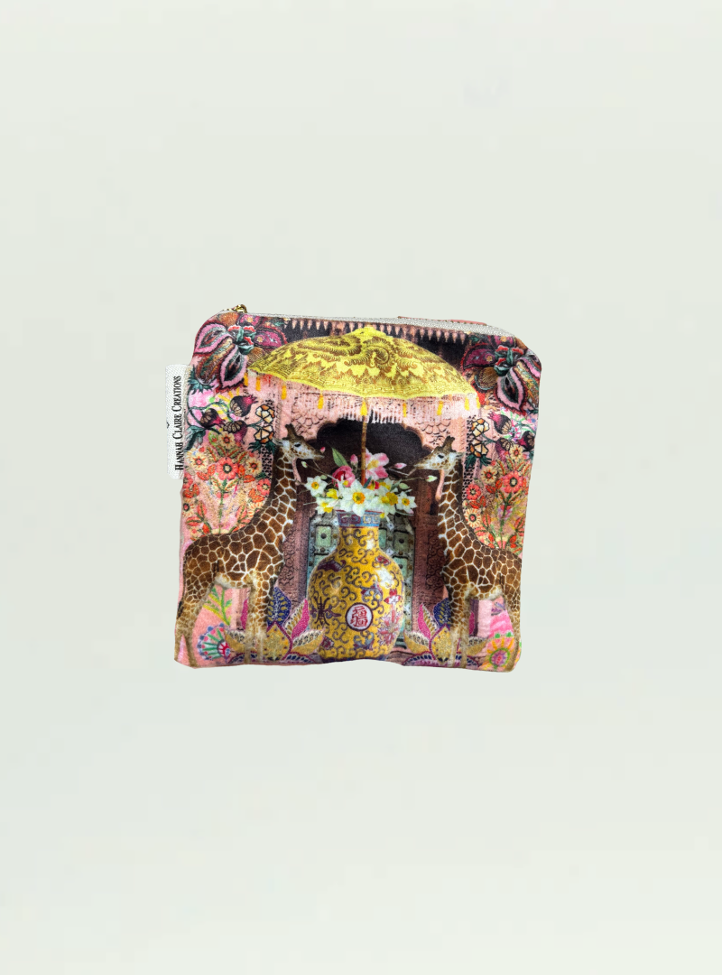Giraffe Small Zip Bag