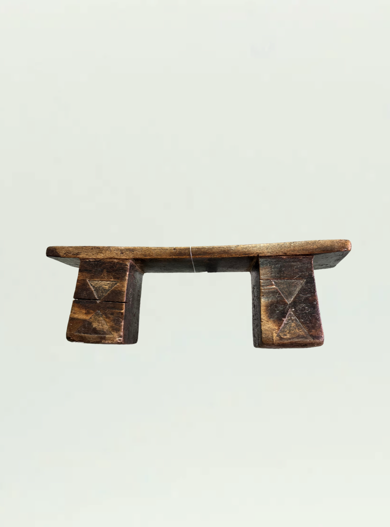 Two Leg Zulu Headrest